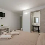 Guest house Domo Archea, Al Centro Di Olbia