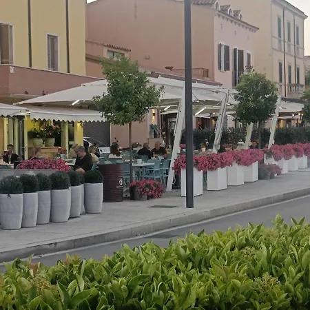 Domo Archea, Al Centro Di Pensionat 3*