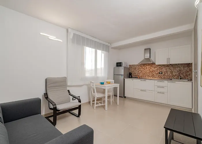 ゲストハウス Domo Archea, Al Centro Di 3*