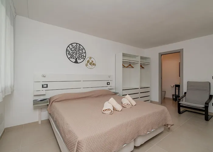 ゲストハウス Domo Archea, Al Centro Di