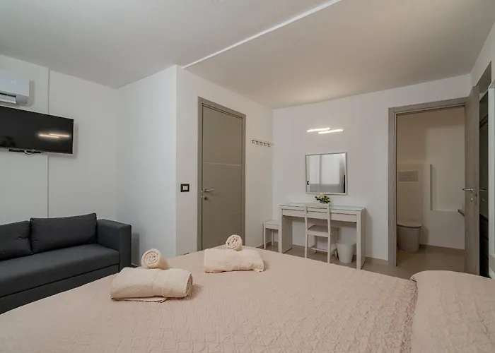 ゲストハウス Domo Archea, Al Centro Di オルビア