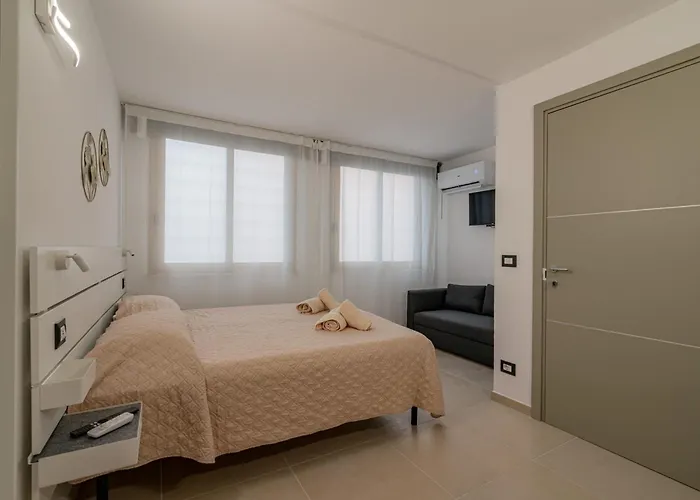 Domo Archea, Al Centro Di ゲストハウス オルビア