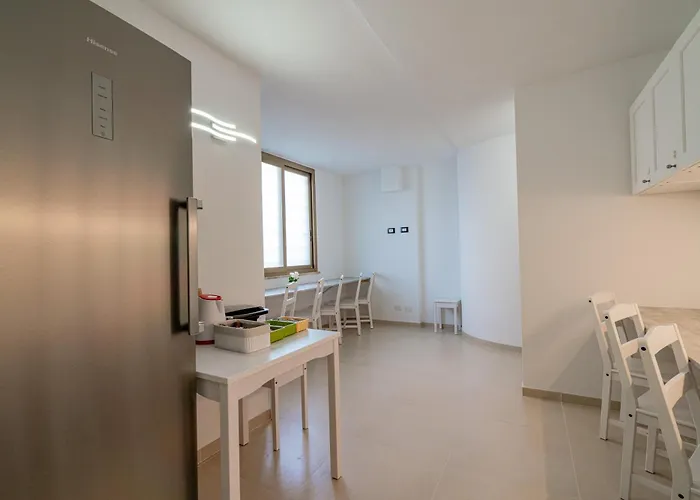 Domo Archea, Al Centro Di 3*